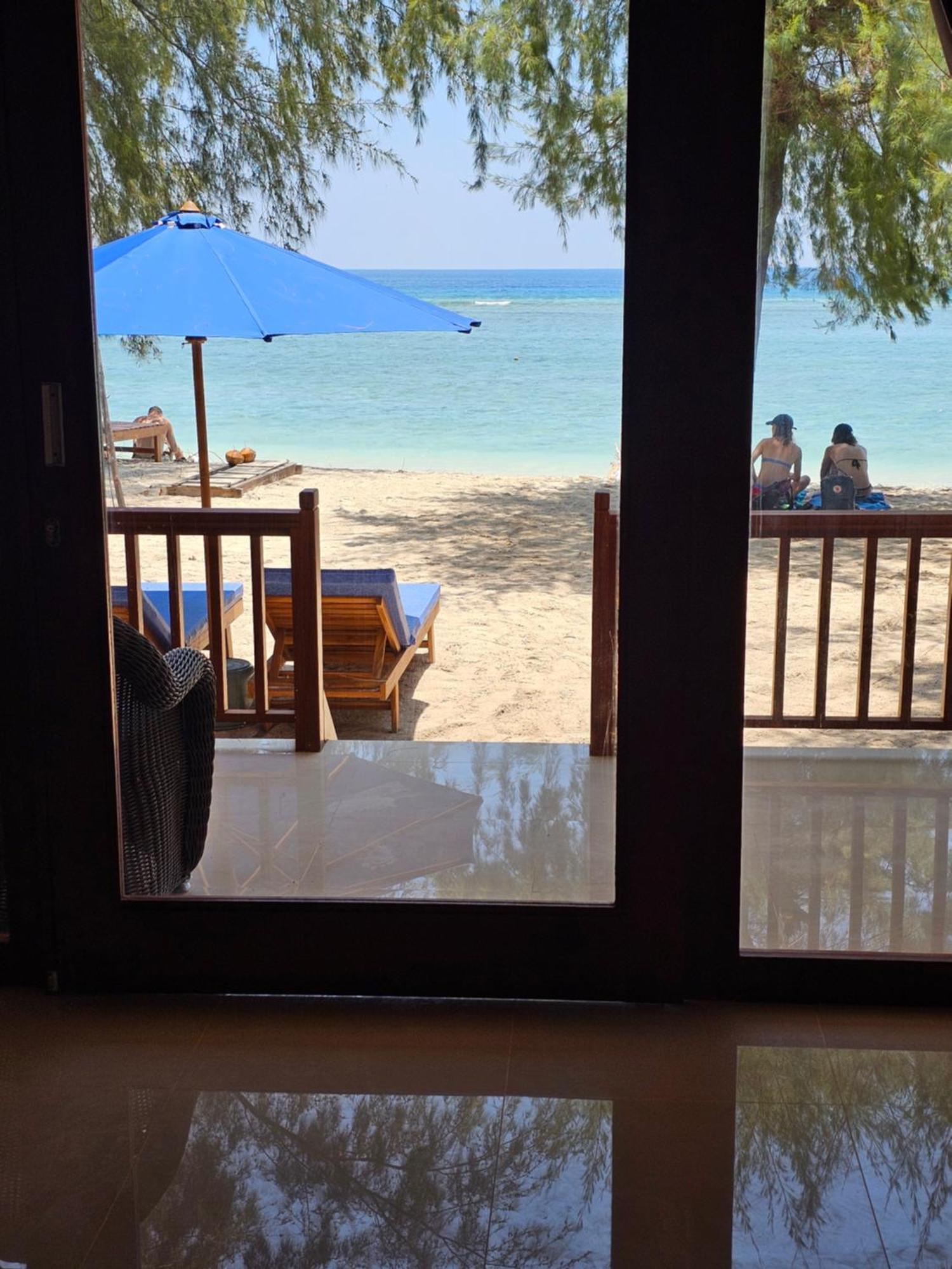 Bluecoral Bungalows Gili Meno Exterior photo